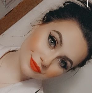 Meet your Posher, Colleen